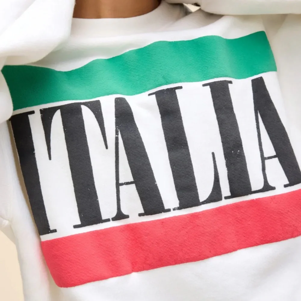 NWT Daydreamer Italia Boyfriend Sweatshirt. Size: Small. Excellent condition - Picture 16 of 16